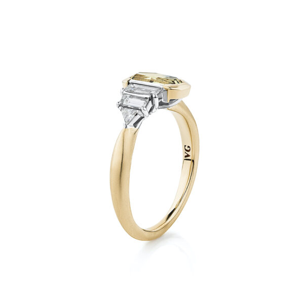 Freeform Australian Parti Sapphire Diamond Ring