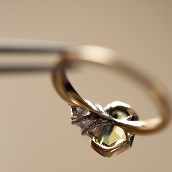 Freeform Australian Parti Sapphire Diamond Ring