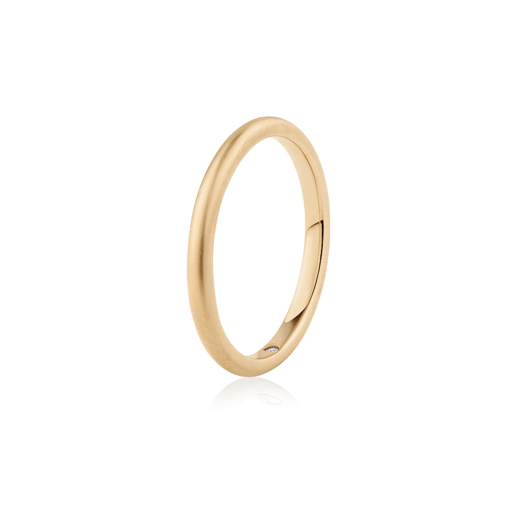 Staple Gold Band